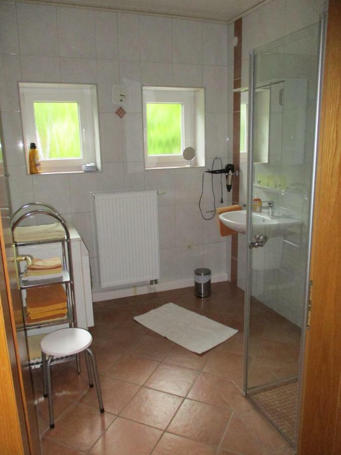 Fewo Trientje Uplengen Exterior foto